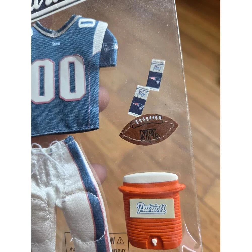 Patriots uniform puffy stickers used